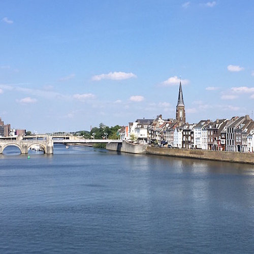Servaesbrug over de Maas in Maastricht